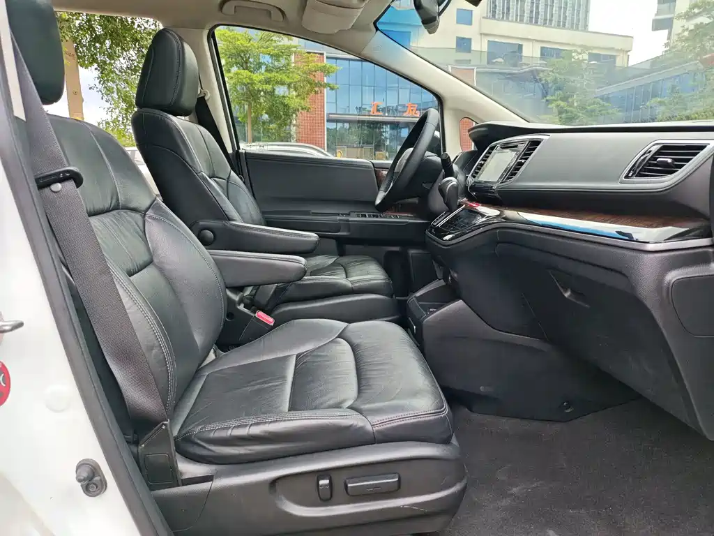 Honda Odyssey — миниатюра 17