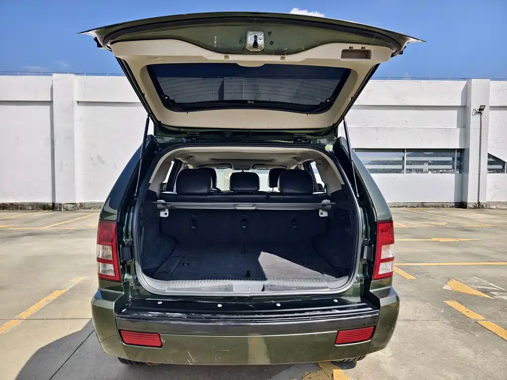 Jeep Grand Cherokee (Import) — миниатюра 14