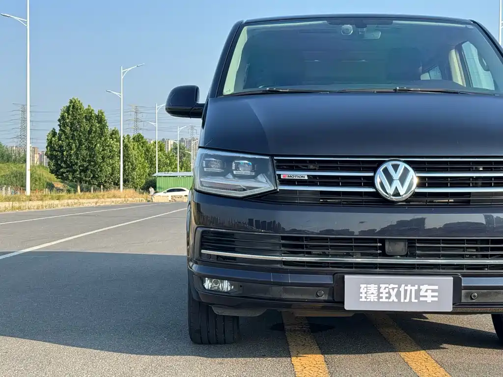 Volkswagen Multivan — миниатюра 4