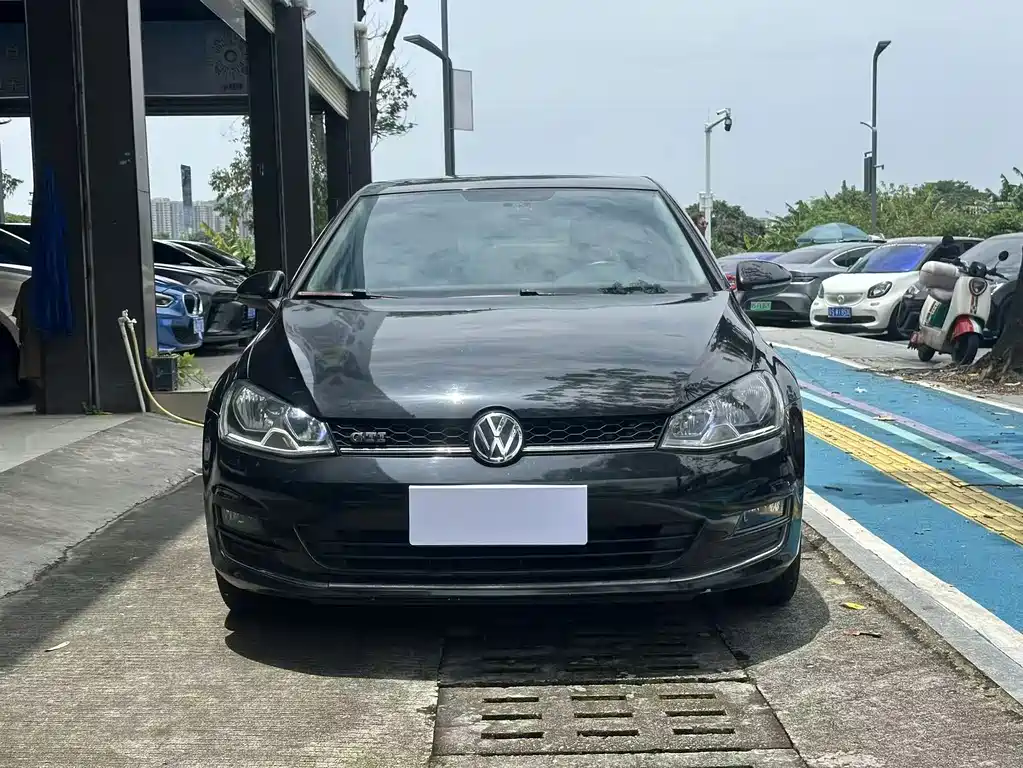 Volkswagen Golf — миниатюра 2