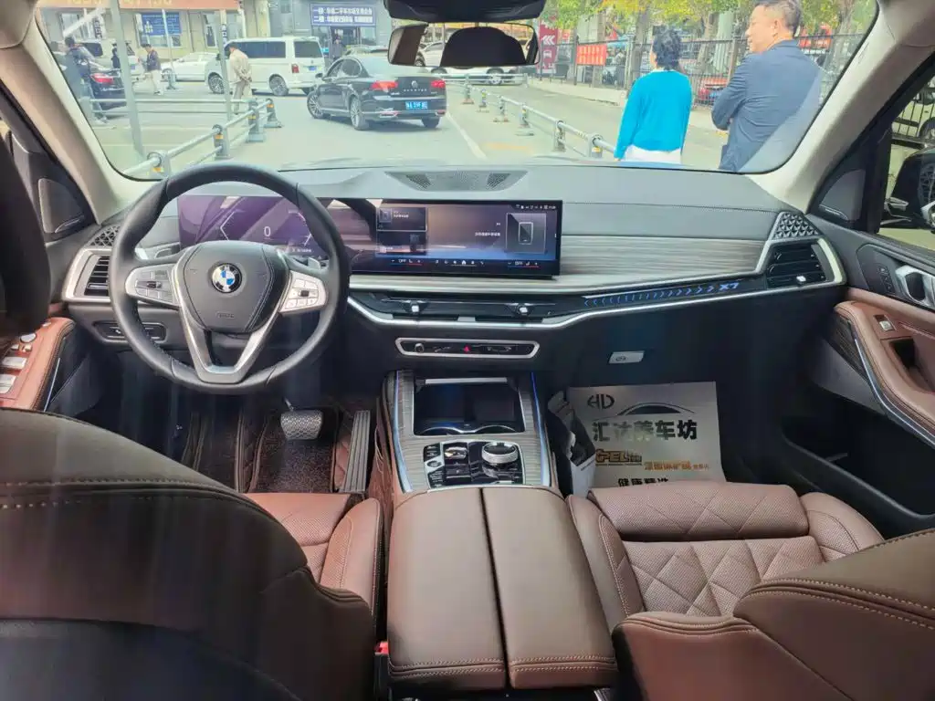 BMW X7 — миниатюра 3