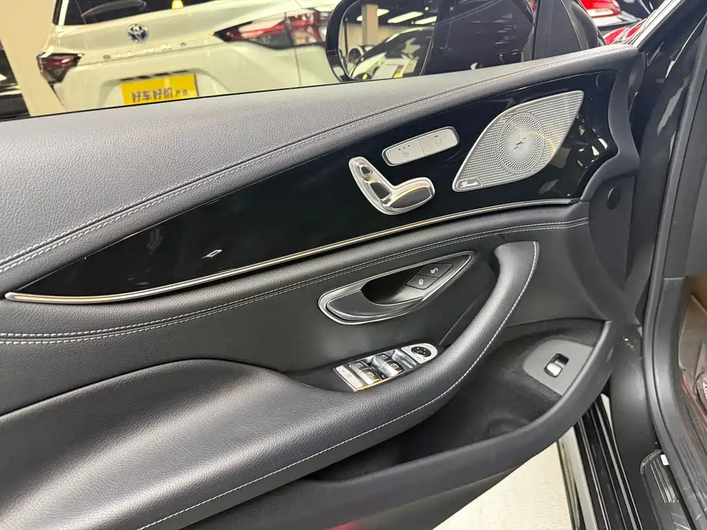 MERCEDES-BENZ AMG GT