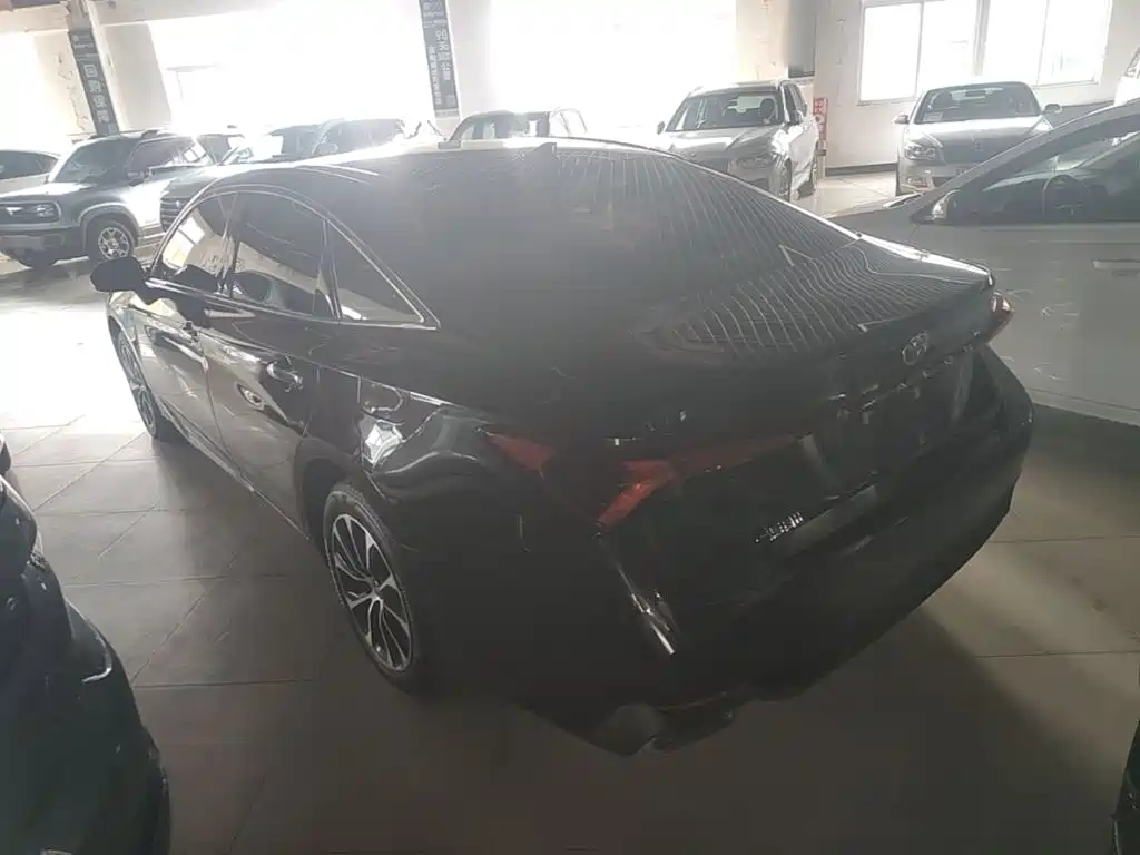 Toyota Avalon — миниатюра 5
