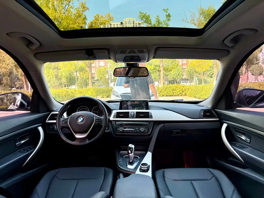 BMW 3 Series GT — миниатюра 13