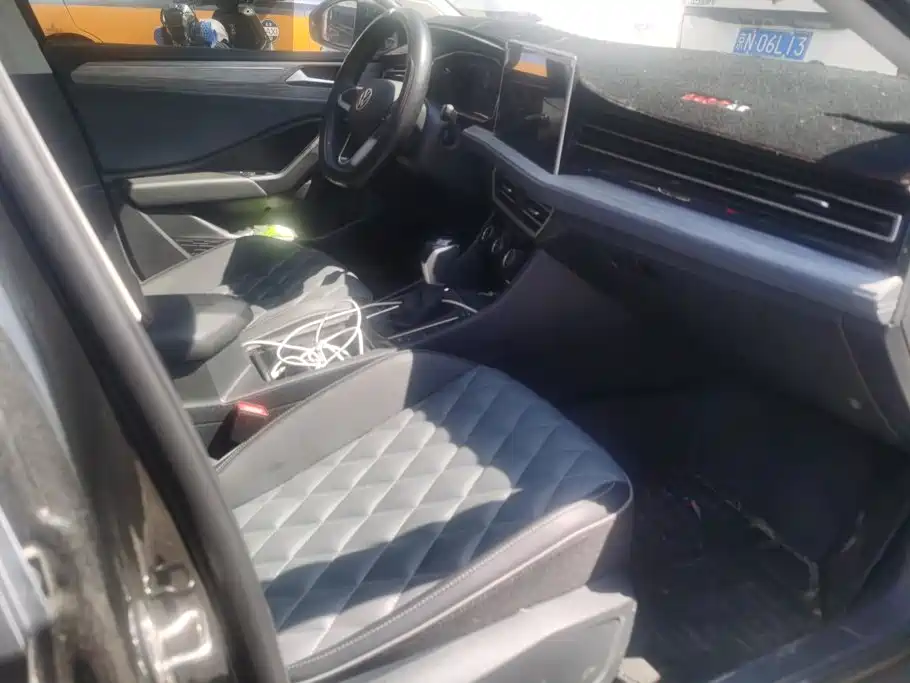 Volkswagen Sagitar — миниатюра 8