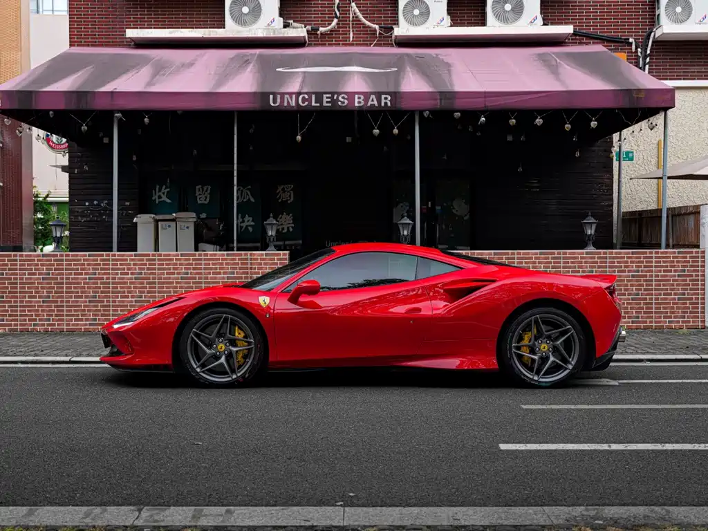 Ferrari F8 — миниатюра 9