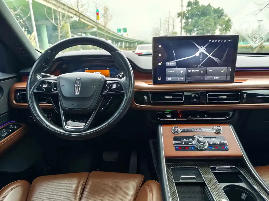 Lincoln Aviator — миниатюра 10