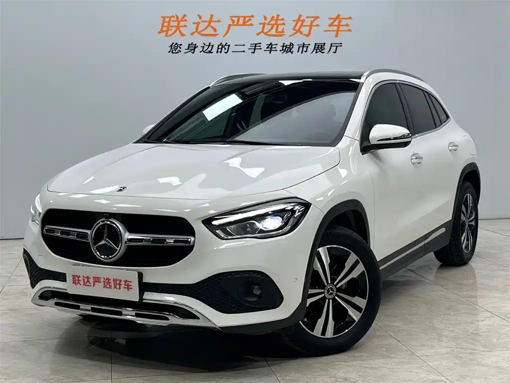 Mercedes-Benz GLA 2021