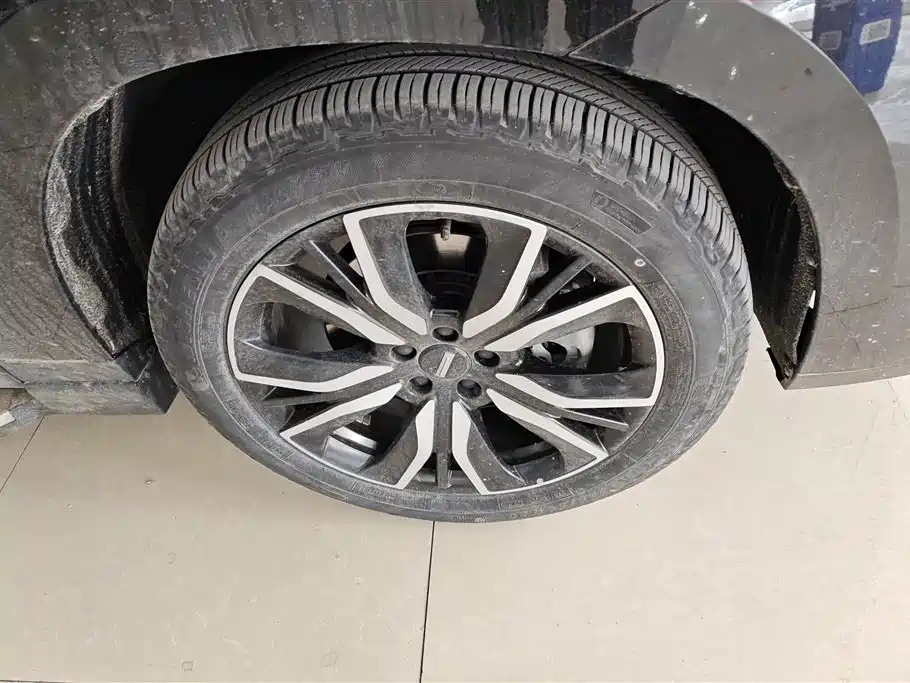 WEI PAI WEI BRAND VV7