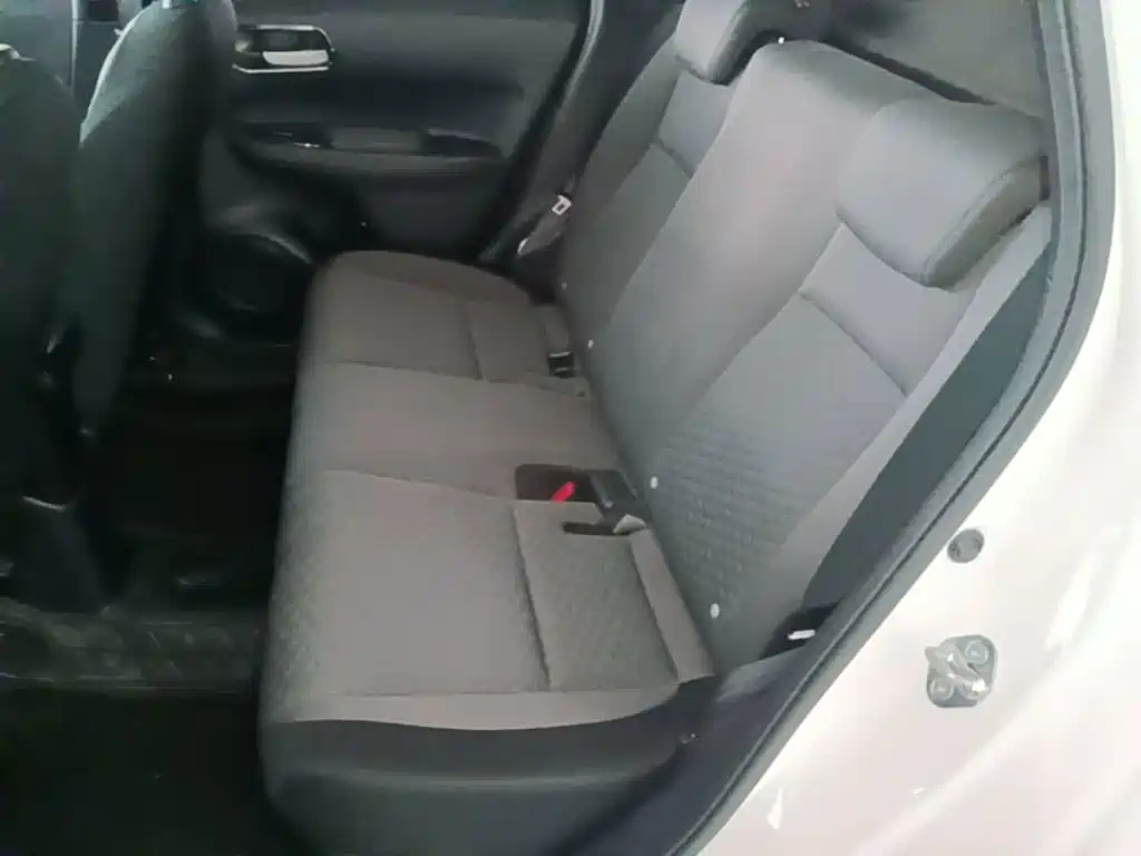 Honda Fit — миниатюра 17
