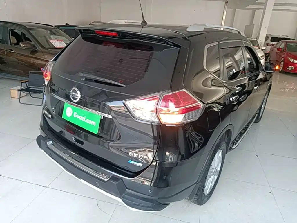 Nissan X-Trail — миниатюра 7