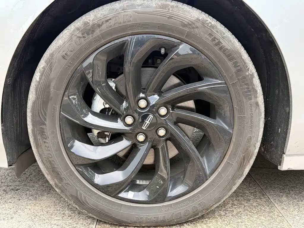 Lincoln Z — миниатюра 10