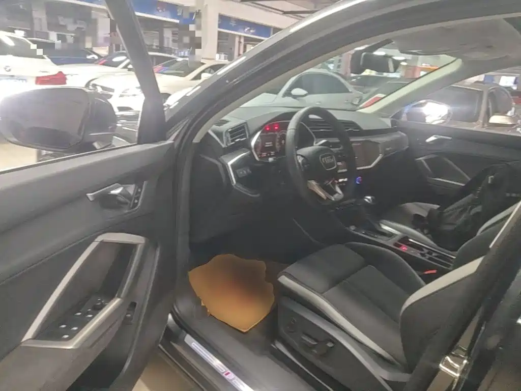 Audi Q3 — миниатюра 16