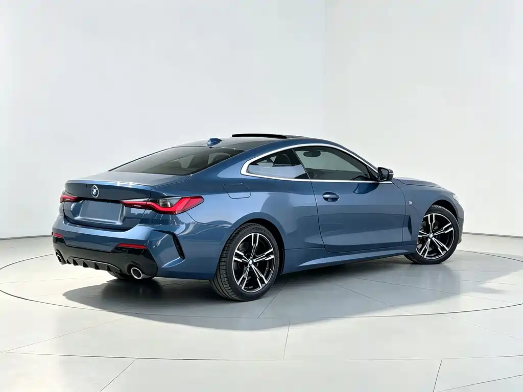 BMW 4 Series — миниатюра 11