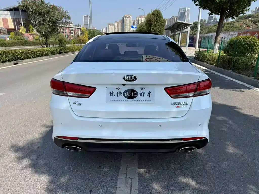 Kia K5 — миниатюра 11