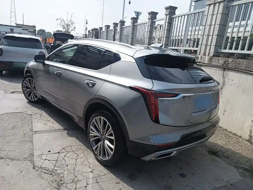 Cadillac GT4 — миниатюра 5
