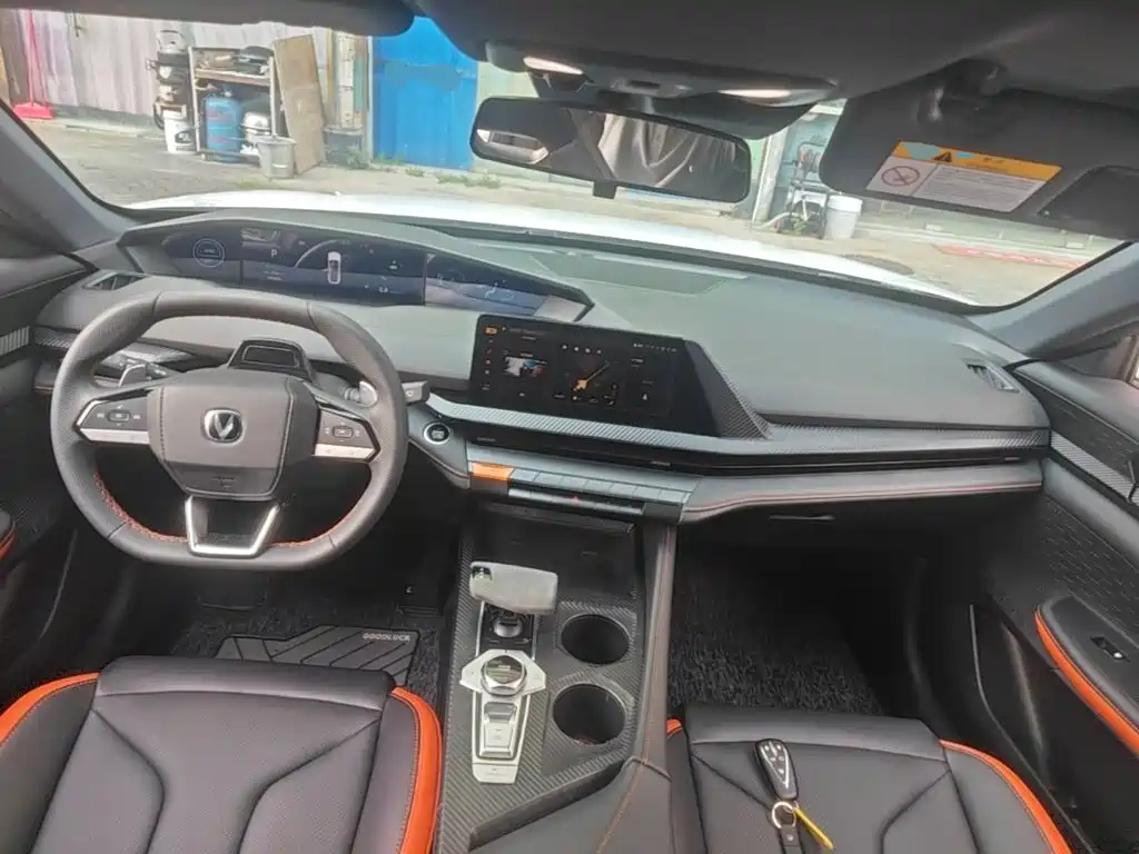 Changan UNI-V — миниатюра 10