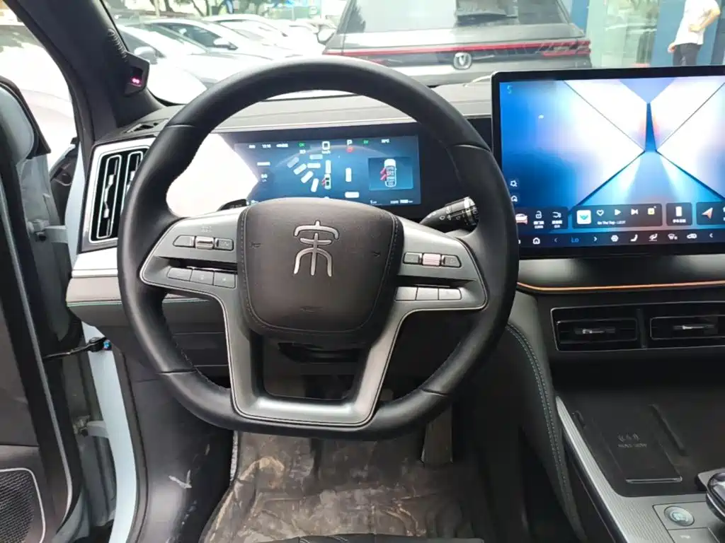 BYD L DM-i — миниатюра 11
