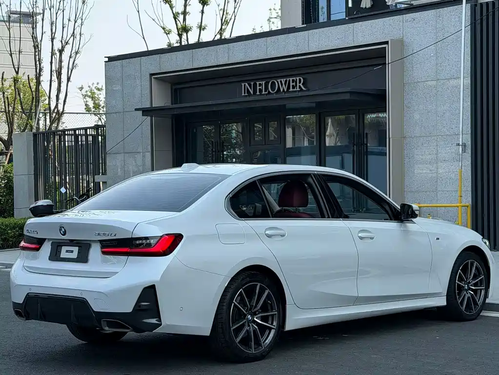 BMW 3 Series — миниатюра 7