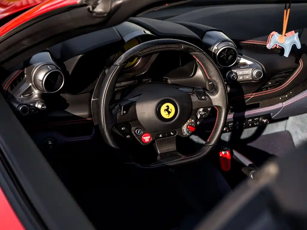 Ferrari F8 — миниатюра 5