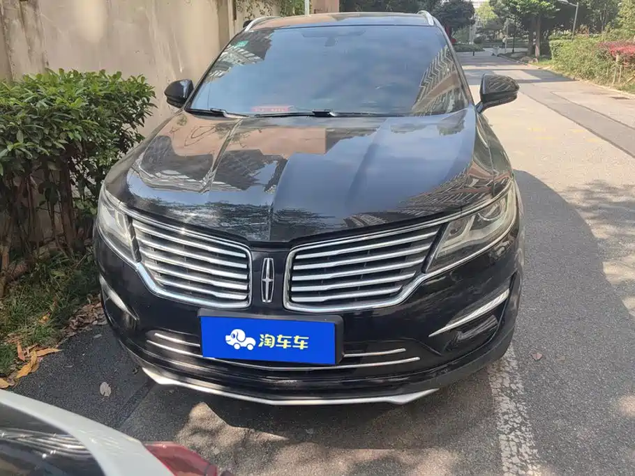 Lincoln MKC — миниатюра 2