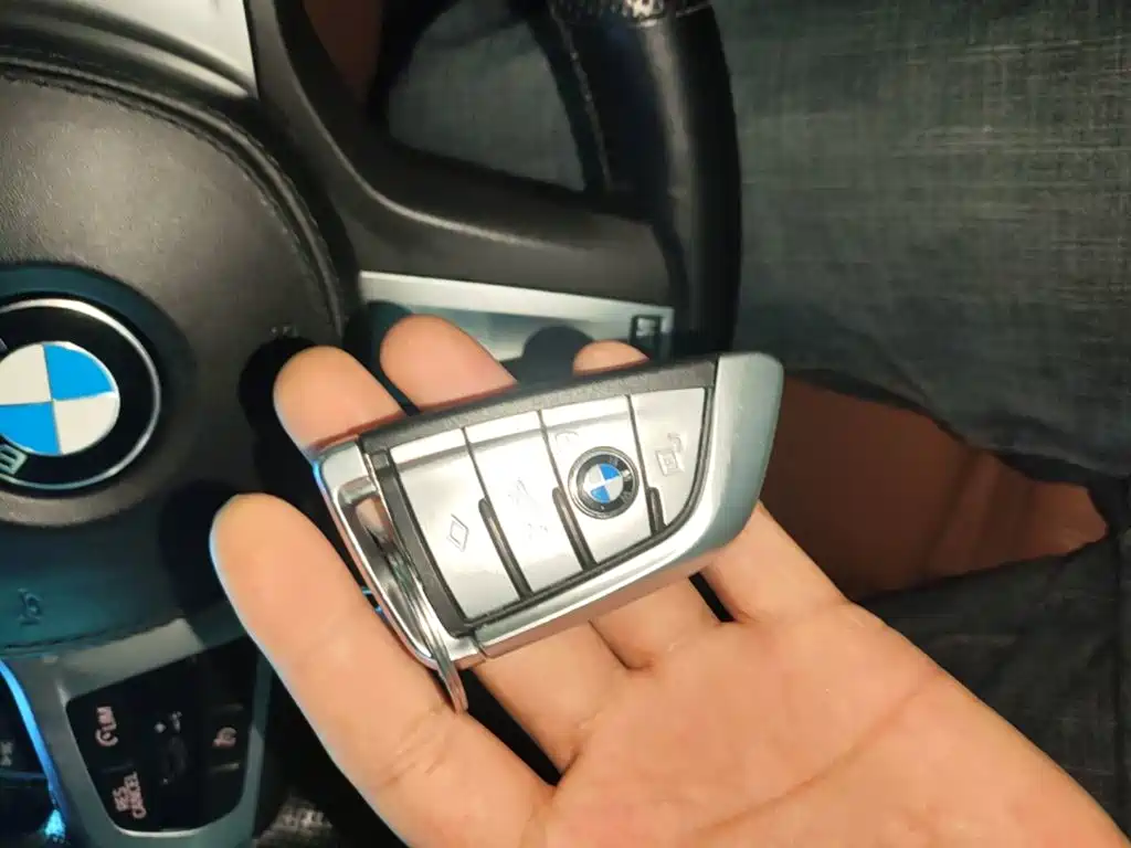 BMW 5 Series (Import) — миниатюра 9