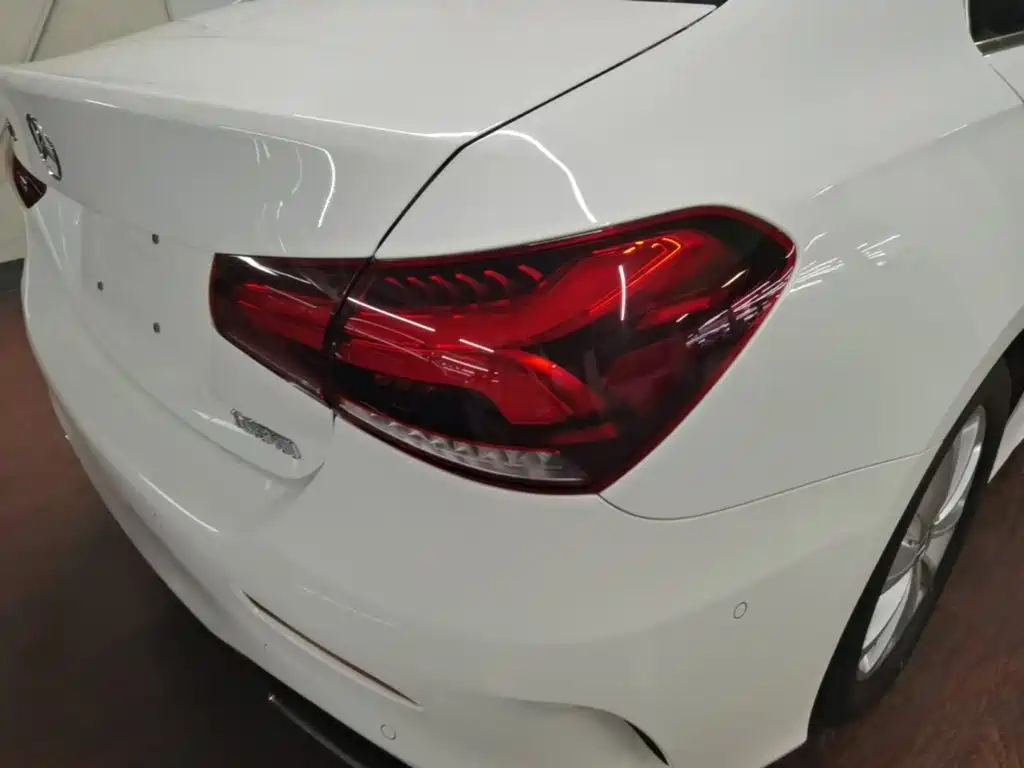 Mercedes-Benz A-Class — миниатюра 8
