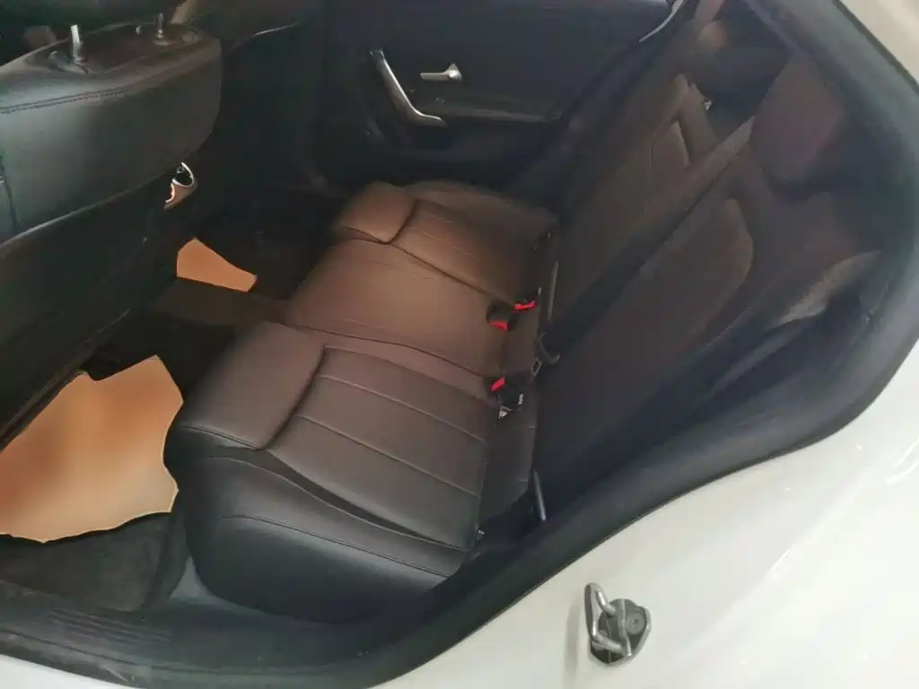 Mercedes-Benz A-Class — миниатюра 17