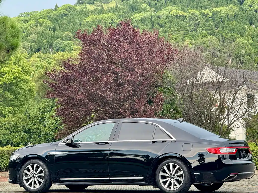 Lincoln Continental — миниатюра 16
