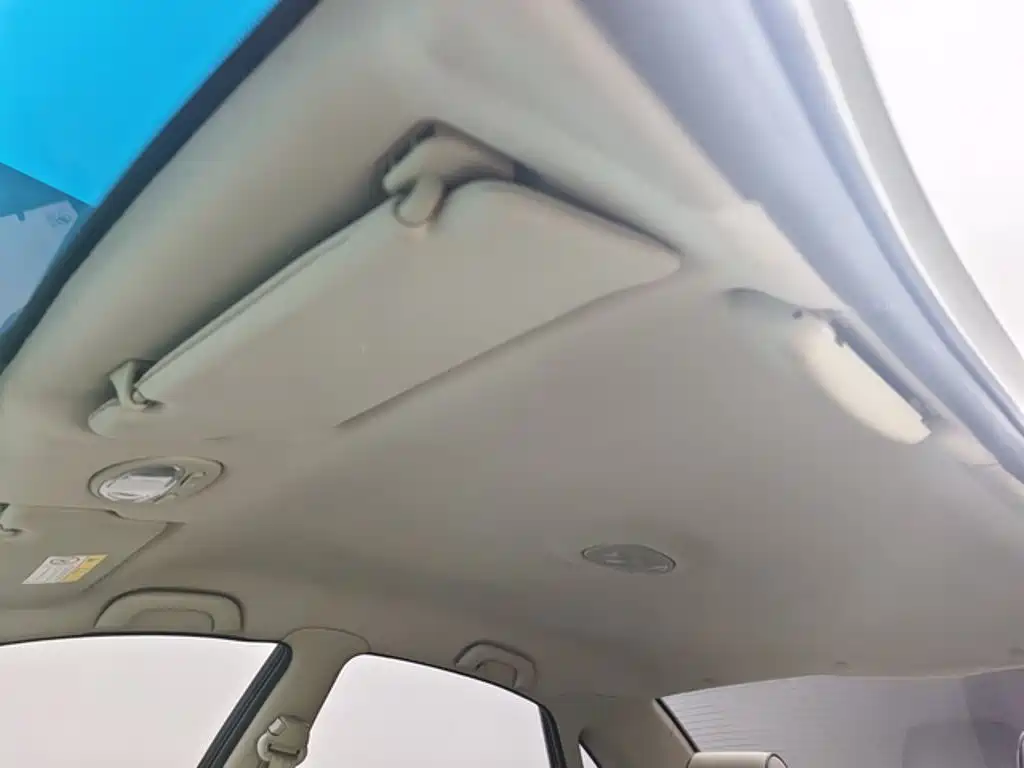 Buick Excelle — миниатюра 10