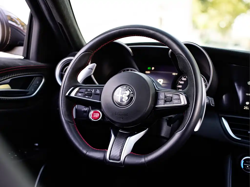 Alfa Romeo Giulia — миниатюра 21