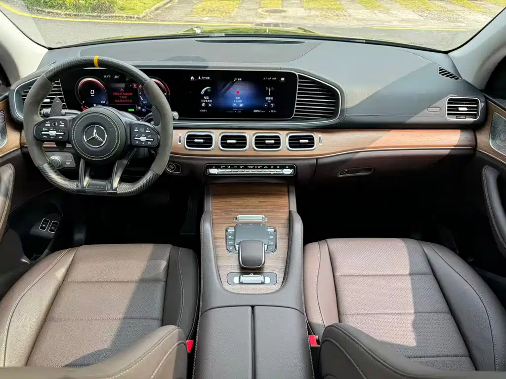 Mercedes-Benz GLE New Energy — миниатюра 8