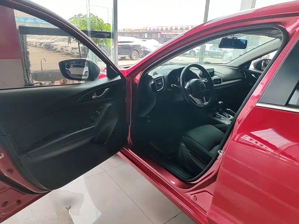 Mazda 3 Axela — миниатюра 16