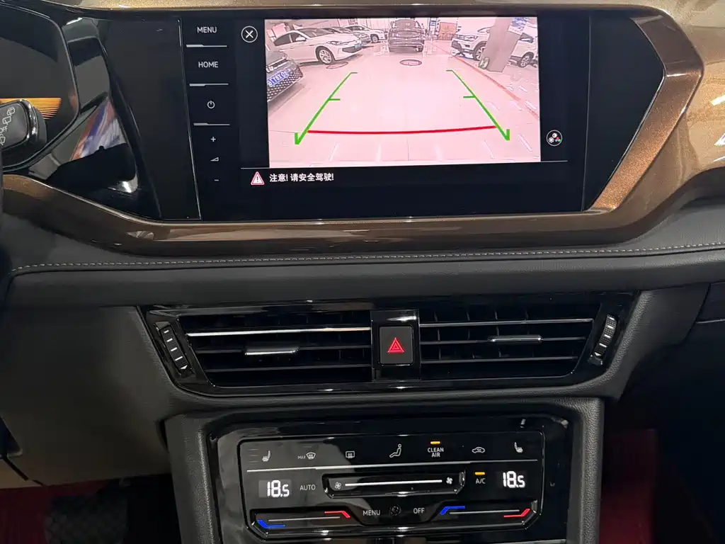 Volkswagen Tharu XR 280TSI 2WD Luxury Edition, фото 9