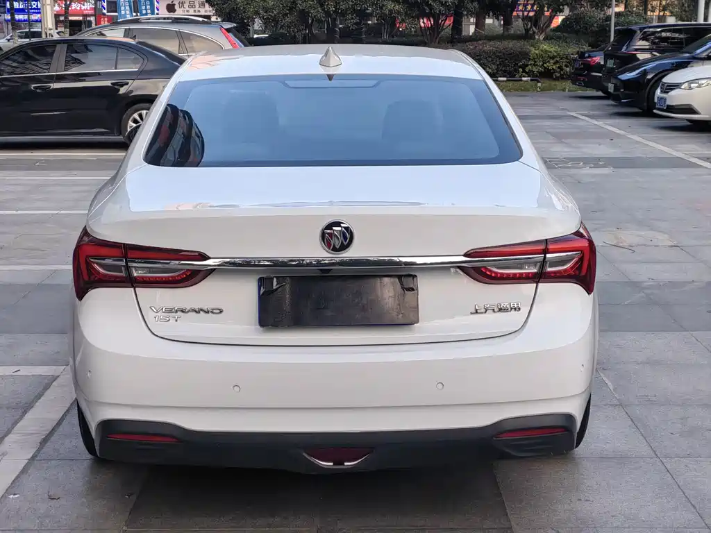 Buick Verano — миниатюра 5