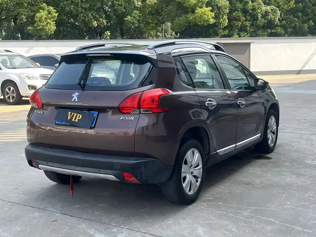 Peugeot 2008 — миниатюра 6