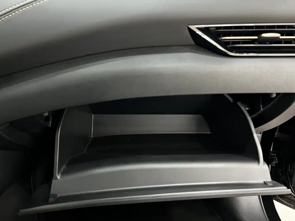 Nissan Sylphy — миниатюра 27