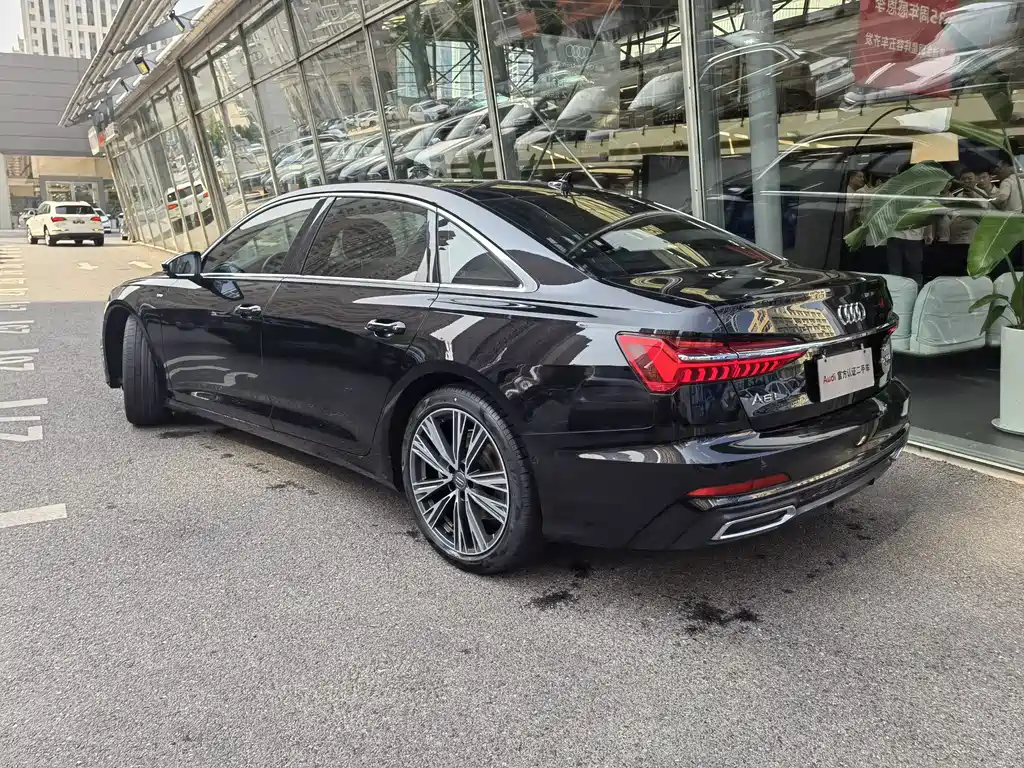 Audi A6L — миниатюра 9