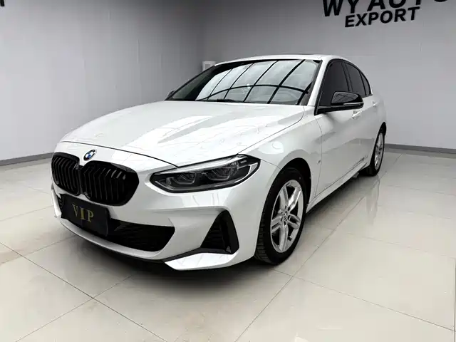 2022 BMW 1er