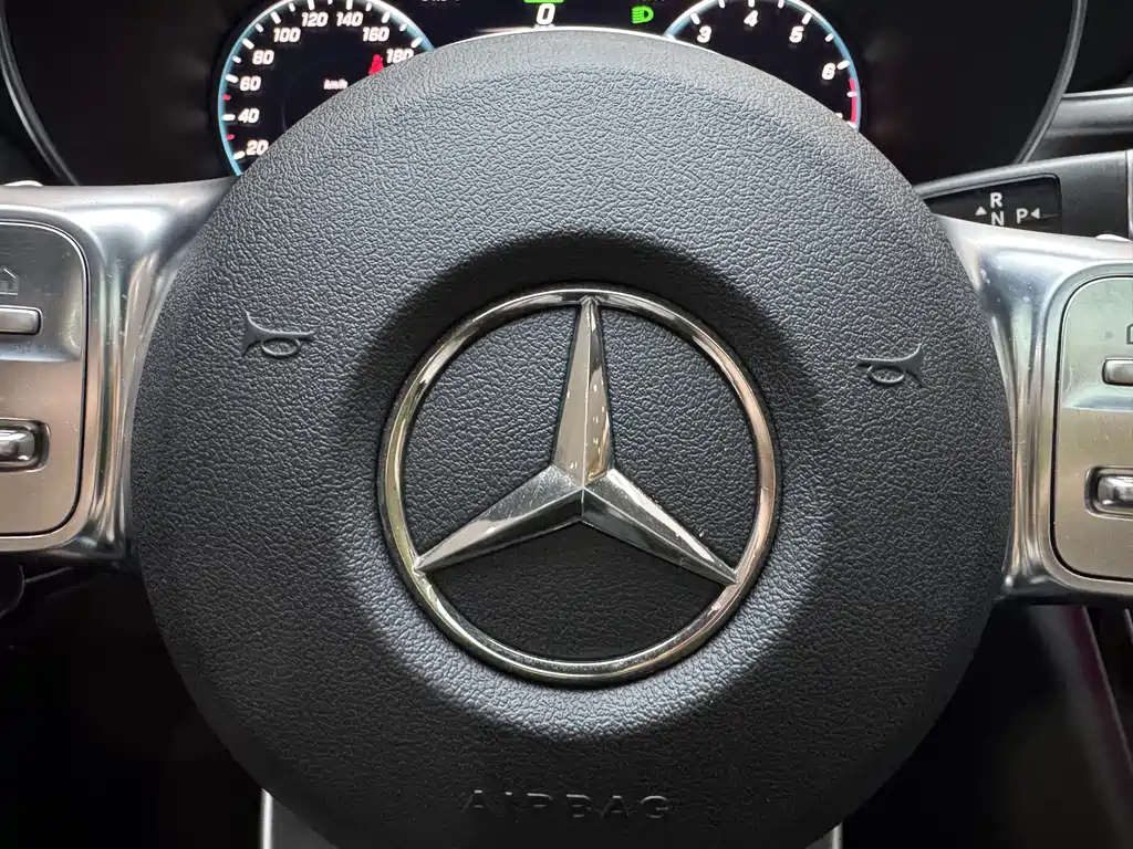 Mercedes-Benz C-Class (Import) — миниатюра 22