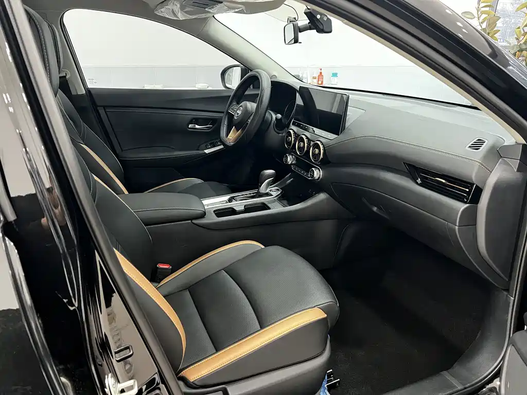 Nissan Sylphy — миниатюра 6