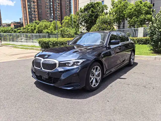 2025 BMW i3