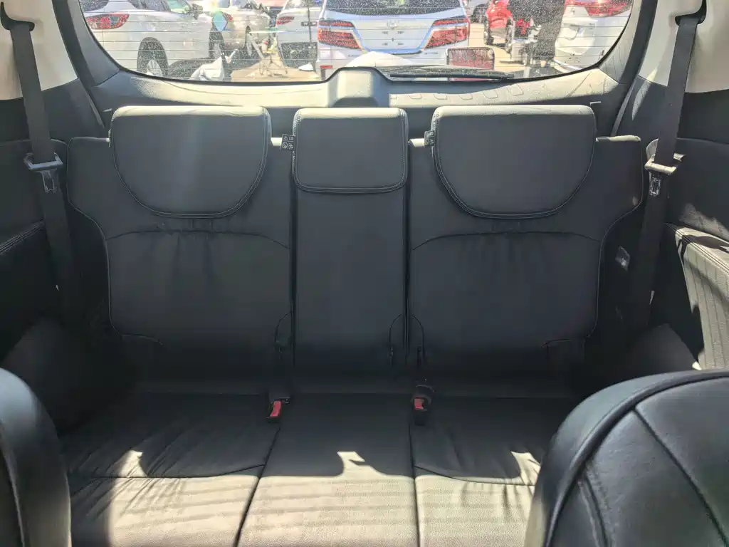 Honda Elysion — миниатюра 13