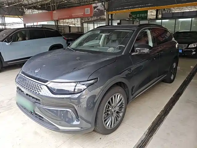 2025 Leapmotor C11