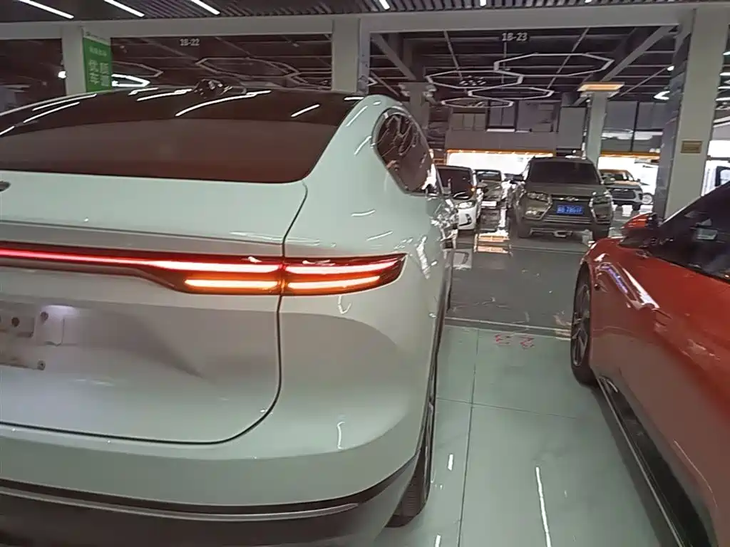 NIO EC7 2023 75kWh