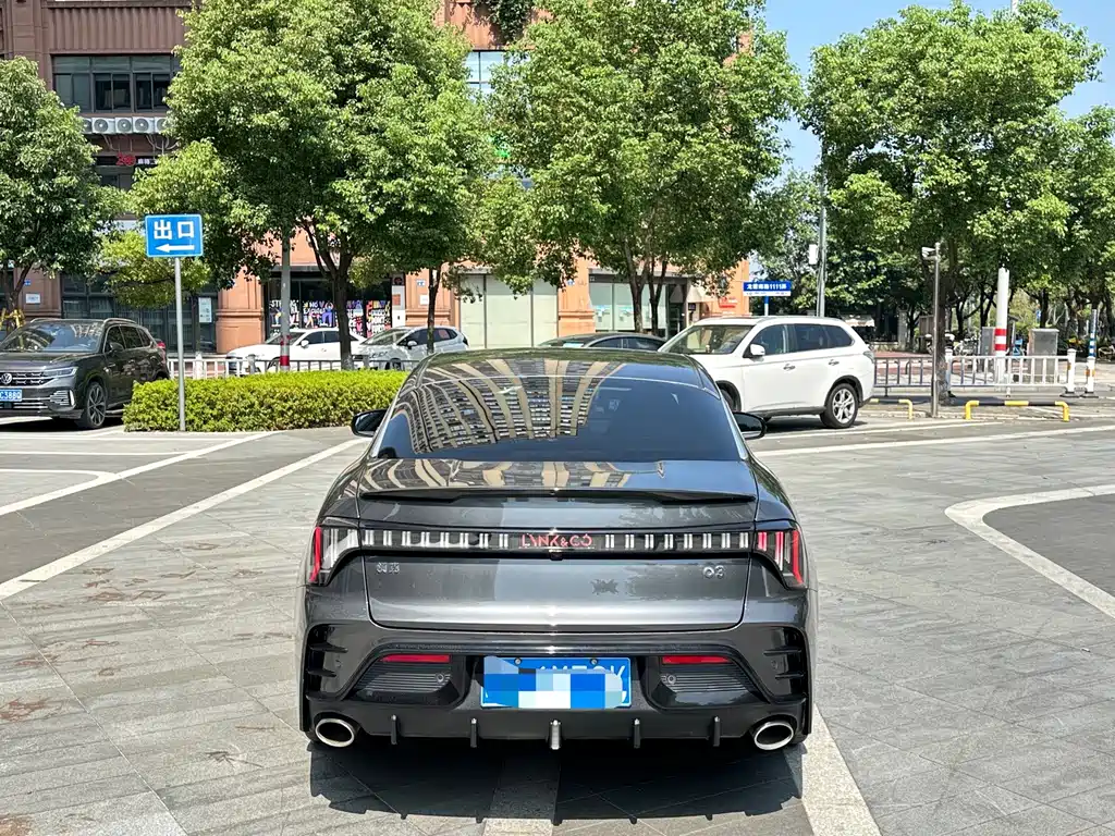 Lynk & Co 03 — миниатюра 17