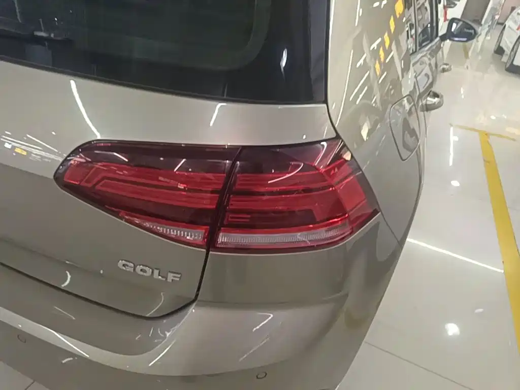 Volkswagen Golf — миниатюра 8
