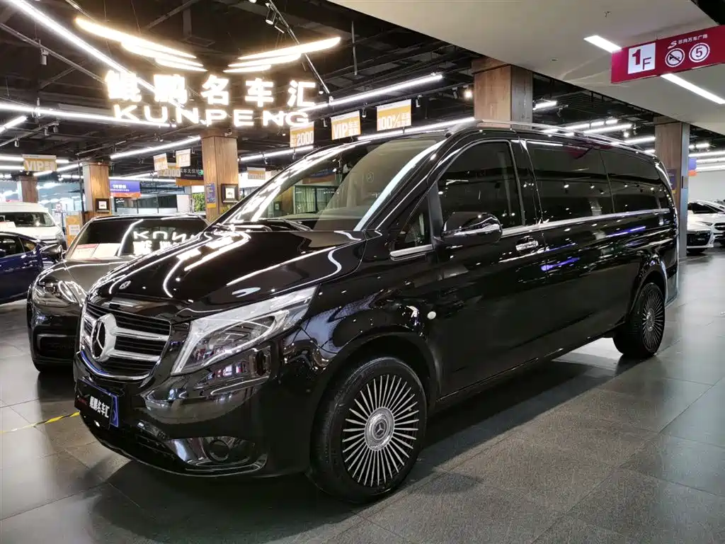 MERCEDES-BENZ VITO