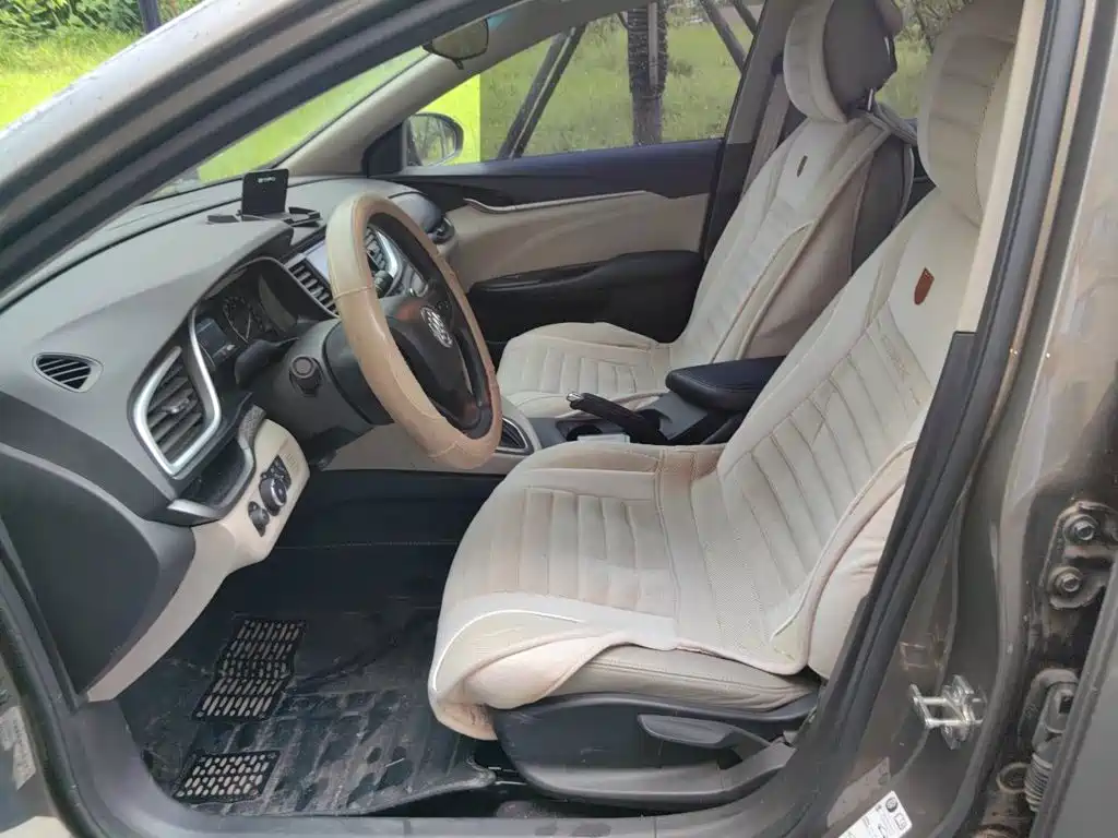 Buick Excelle — миниатюра 14