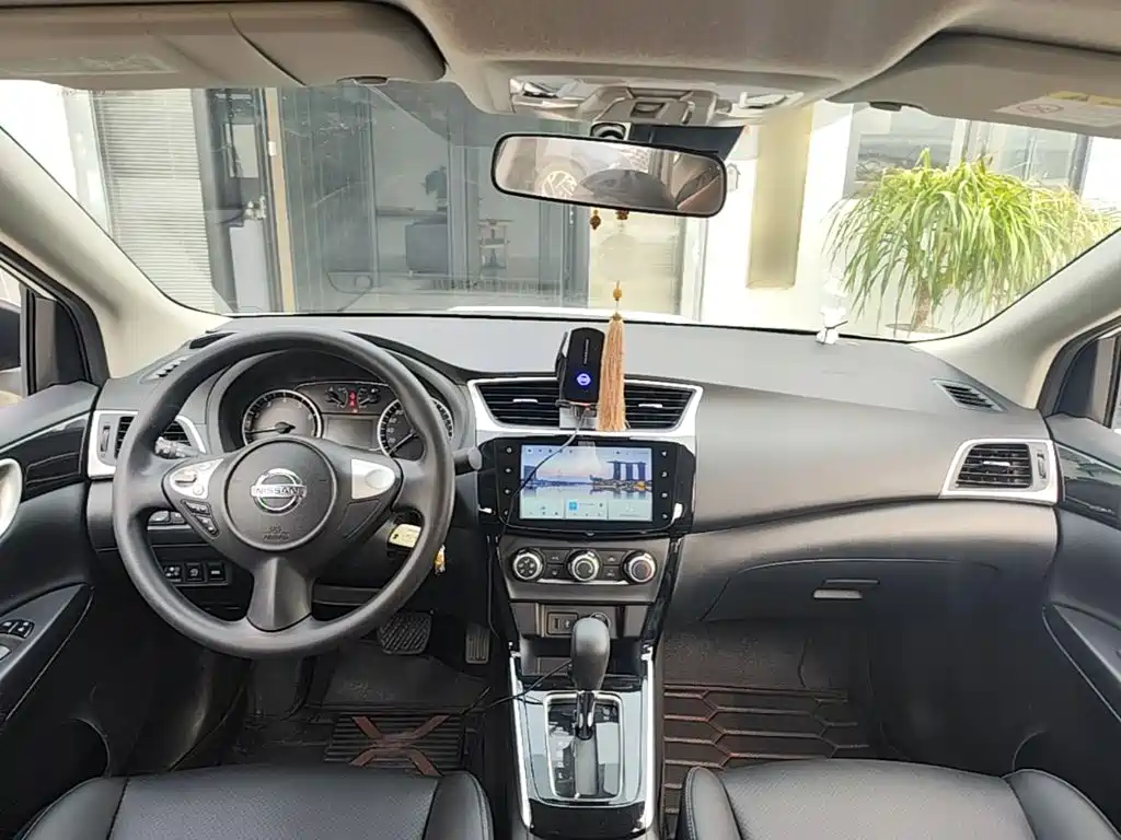 Nissan Sylphy — миниатюра 10